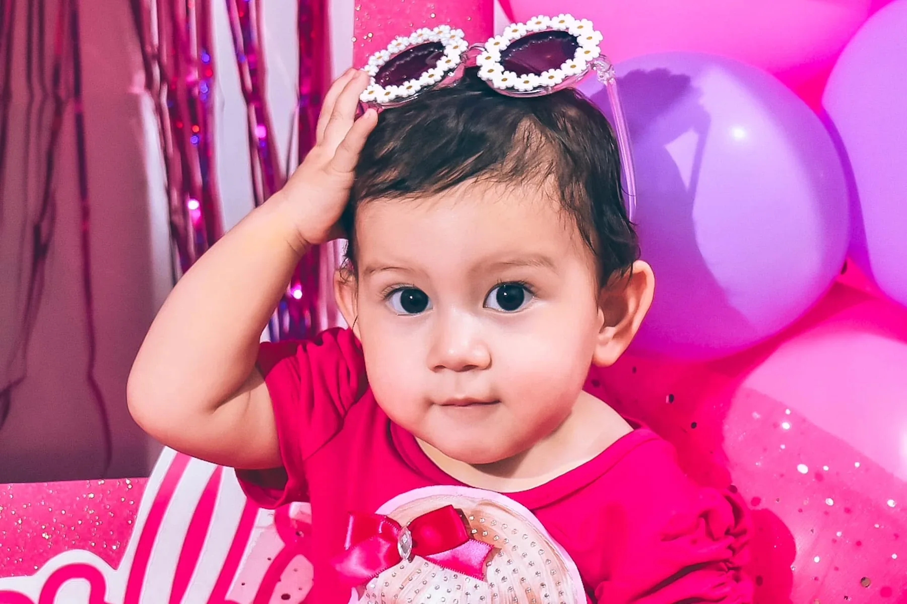 Niña durante una sesión previa a su cumpleaños